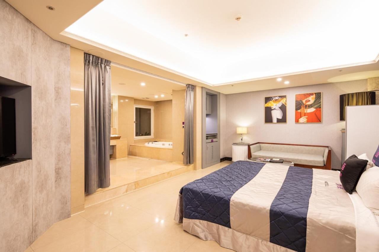 Discovery Motel - Nangang Тайбэй Экстерьер фото